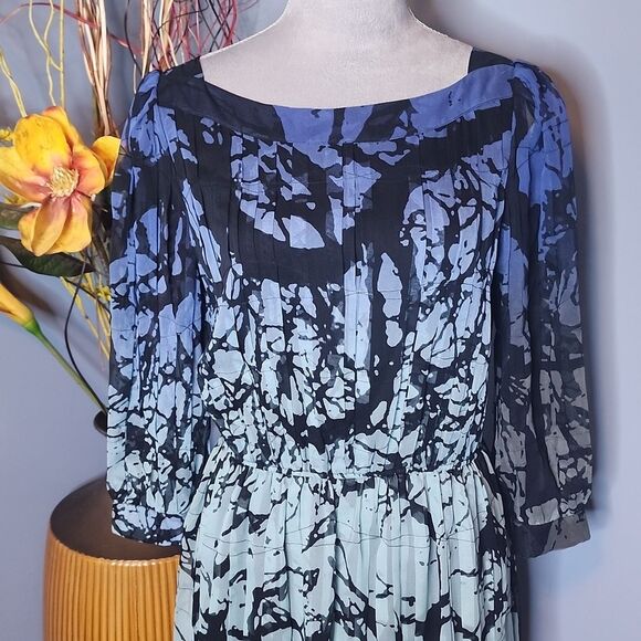 Diane Von Furstenberg Pialla Pleated Dress Size 6 DVF - Picture 2 of 16